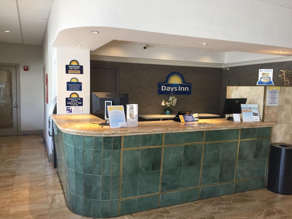 Days Inn By Wyndham Miami Airport North Miami Springs Exterior foto